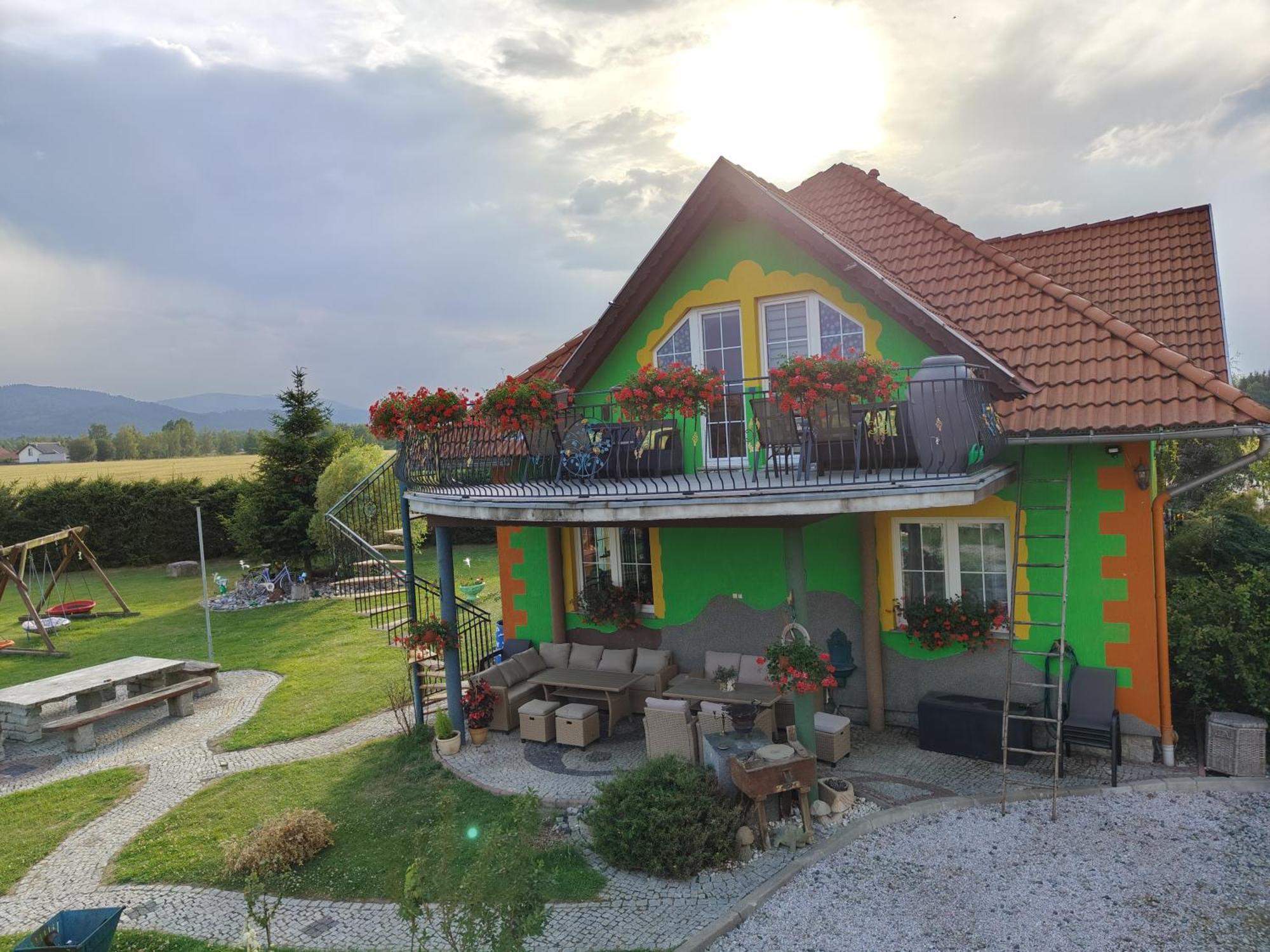 Willa Kolorowa Chata 6 Km Od Karpacza Mysłakowice Exterior foto